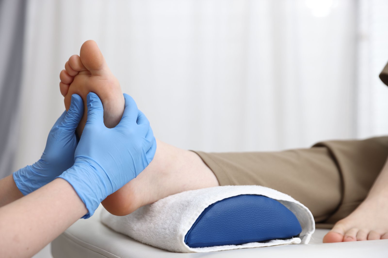 Diabetic Foot Care in Monsoon: 5 Mistakes to Avoid This Rainy Season